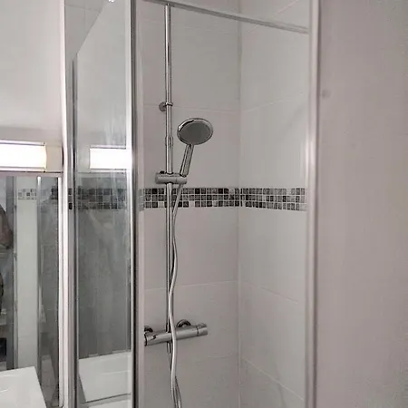 Graziella 301 Daire Juan-les-Pins